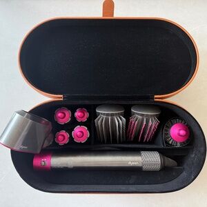 Dyson Airwrap in Nickel/Fuchsia